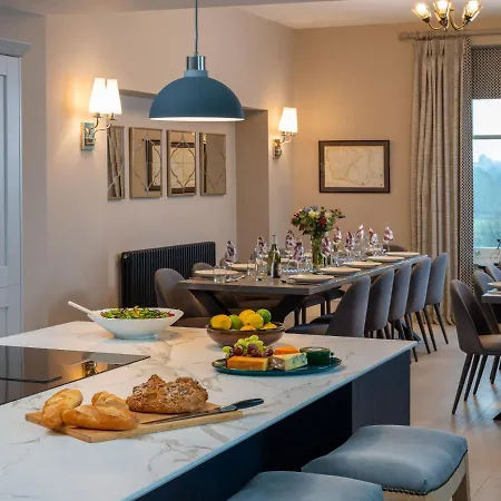 Oakdene Holiday home