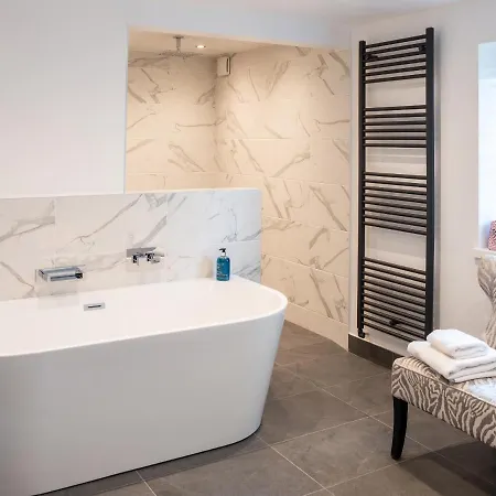 Oakdene Holiday home